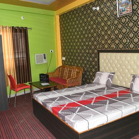 ADB Rooms Hotel Mountain View&Rooftop Restaurant Pithorāgarh Buitenkant foto