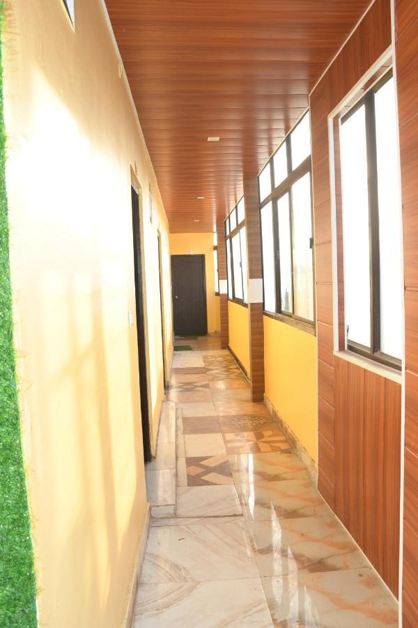 ADB Rooms Hotel Mountain View&Rooftop Restaurant Pithorāgarh Buitenkant foto