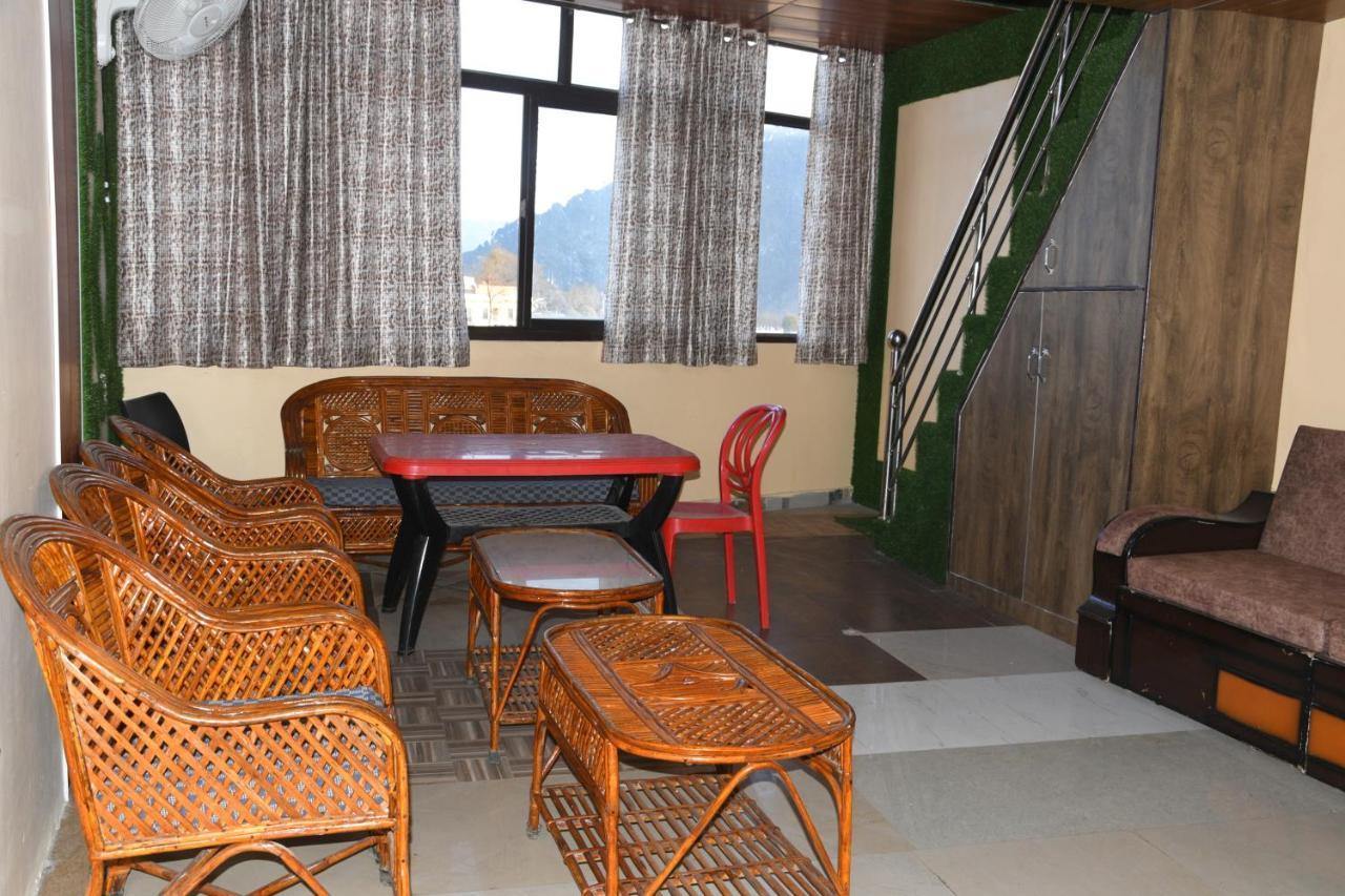 ADB Rooms Hotel Mountain View&Rooftop Restaurant Pithorāgarh Buitenkant foto